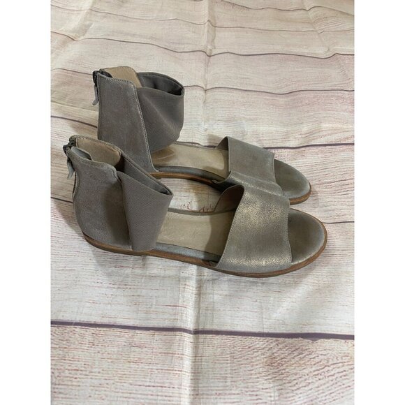 Eileen Fisher Women's Metallic Open Toe Casual Flats - 8.5 - Picture 4 of 10